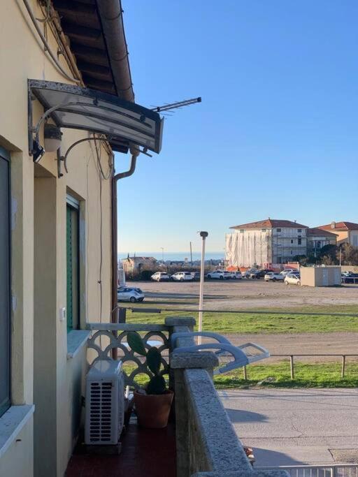 Appartamento Loft Sul Mare Marina Di Pisa Esterno foto